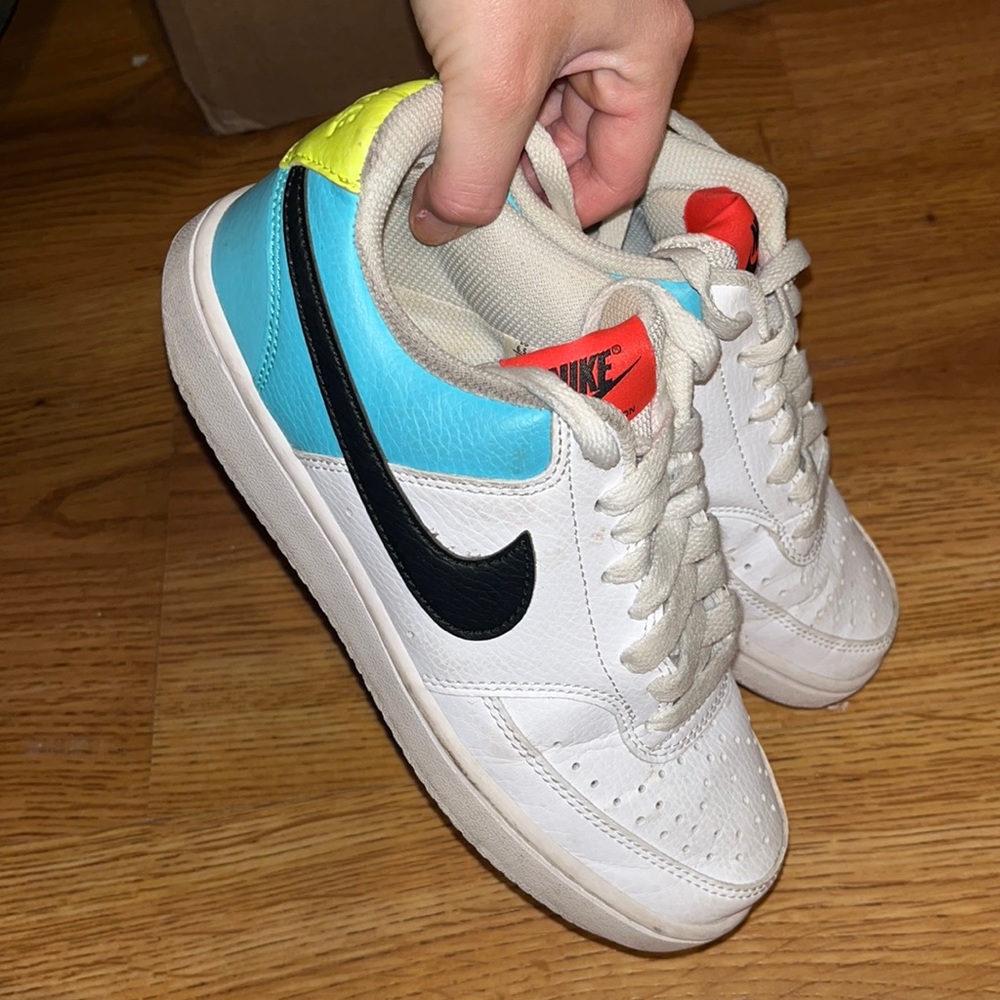 Air Force 1’s women’s